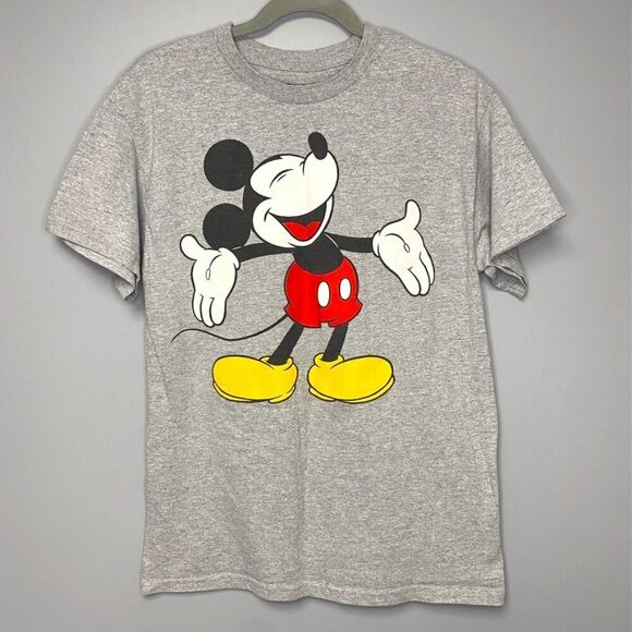 Used; in good condition. Small discoloration on back-Please see photos - Picture 1 of 5